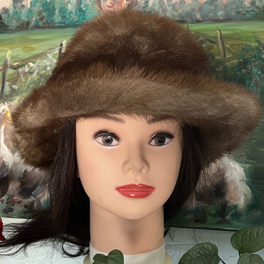 Vintage Mink Hat EUC